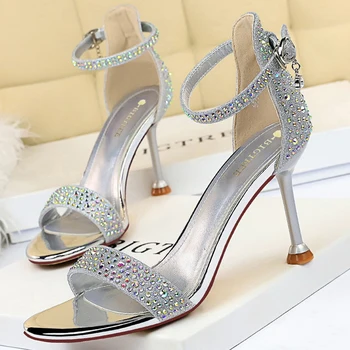 Сребърно-златни сватбени обувки на висок ток, Пикантен дамски сандали с отворени пръсти, обувки на висок ток с кристали и джапанки